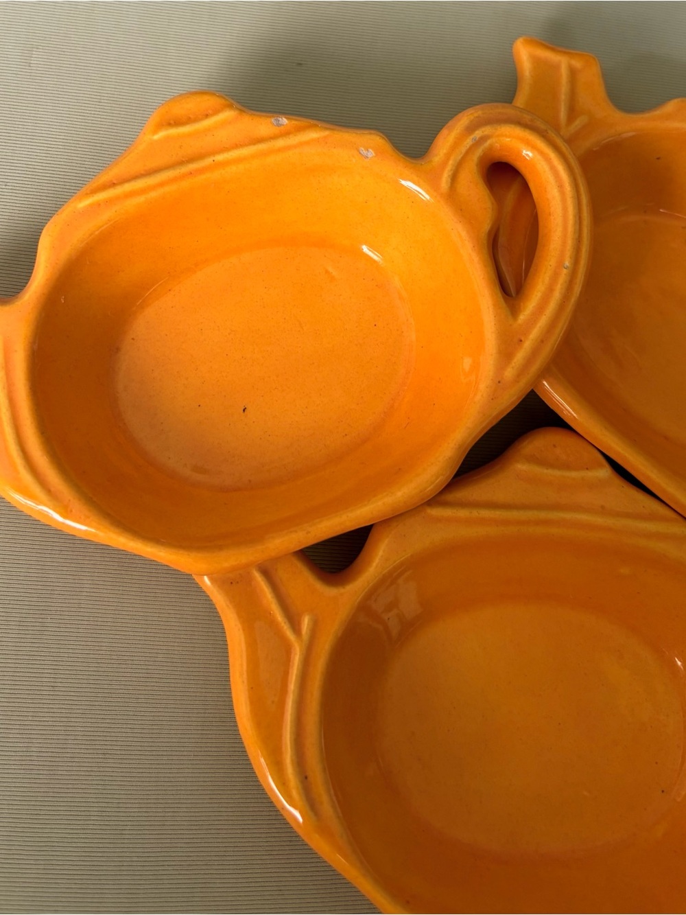 Bright Yellow Ceramic Teapot-Shaped Teabag Holders Kitchenware - Set of 3 - Picture 5 of 9